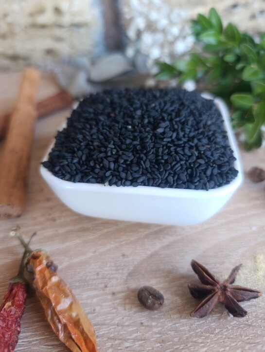 Кунжут чорний