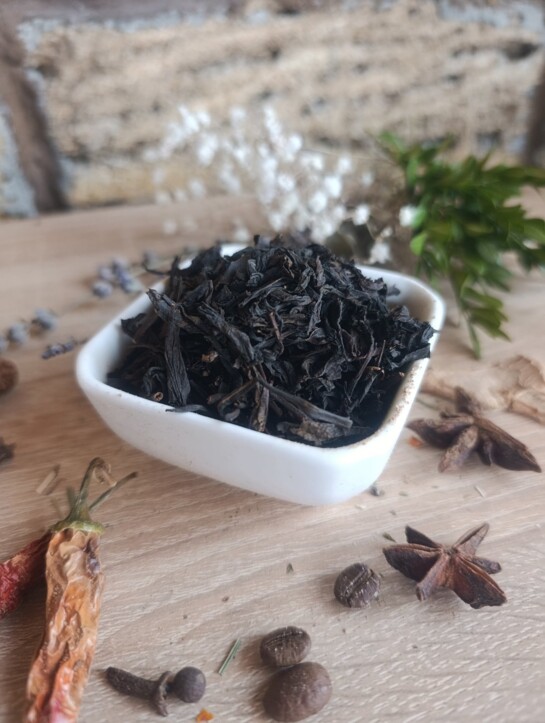 Чай чорний крупнолистовий